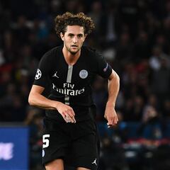 Jugadores que están en la agenda del FC Barcelona