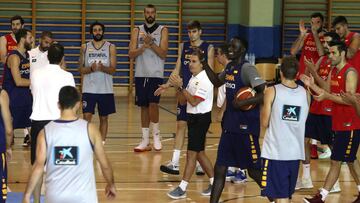 La Selecci&oacute;n espa&ntilde;ola de baloncesto durante los entrenamientos en el Tri&aacute;ngulo de Oro de Madrid.