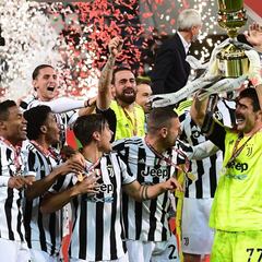 Cuadrado hace historia una vez más: Juventus, campeón de Copa