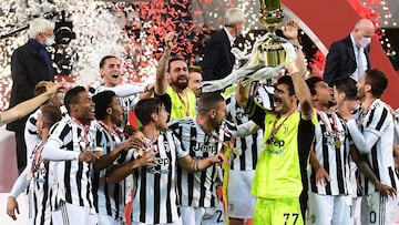 Juan Guillermo Cuadrado es campeón de Copa Italia