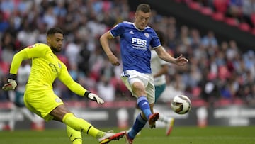 El arquero estadounidense fue titular en el primer partido de la temporada para el Manchester City y realiz&oacute; una espectacular atajada para evitar que Leicester se fuera al frente.