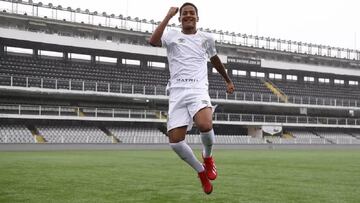 El atacante, que es internacional con Brasil en su categoría, ha sido ascendido del equipo Sub-17 directamente a jugar con chicos cinco años mayores.