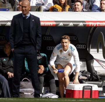 El jugador portugués fue sustituido en el minuto 63 por Benzema. Sufrió como el que más viendo a su equipo incapaz de adelantar de nuevo a los rojiblancos.
