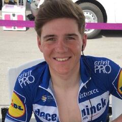 Lefevere: "En 39 años no he visto nada igual a Evenepoel"