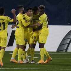 1x1 del Villarreal: Alcácer reina en la locura y Kubo y Foyth se estrenan