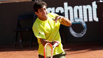 

Santiago14 Marzo 2021
El tenista Chileno Cristian Garin se enfrenta al tenista  Argentino Facundo Bagnis, durante la final del ATP de Santiago, realizado en San Carlos de Apoquindo
Javier Salvo/ Photosport