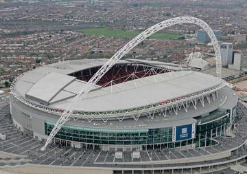 Tottenham completa dos temporadas en este estadio mientras el suyo está construcción. Aquí se jugará la ida ante Borussia Dortmund, el miércoles 13 de febrero