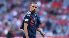 El Bayern inicia la reconversión: ficha a Pavard, asume el adiós de Ribery e insiste con Hudson-Odoi