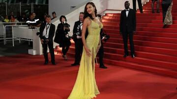 Shayk se convirtió en el objetivo de todas las cámaras que acudieron a la alfombra roja de Cannes.