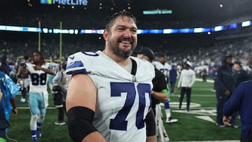 EAST RUTHERFORD, NEW JERSEY - SEPTEMBER 10: Zack Martin #70 of the Dallas Cowboys reacts after a 40-0 victory against the New York Giants at MetLife Stadium on September 10, 2023 in East Rutherford, New Jersey.   Tim Nwachukwu/Getty Images/AFP (Photo by Tim Nwachukwu / GETTY IMAGES NORTH AMERICA / Getty Images via AFP)