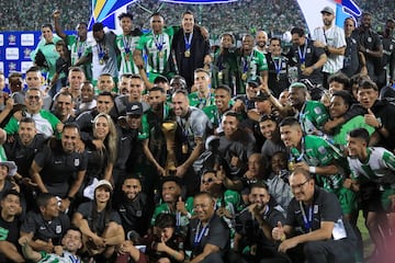 Atlético Nacional se coronó como nuevo campeón del fútbol colombiano, luego de imponerse en 2-0 y 3-1 en el global sobre Deportes Tolima. Alfredo Morelos y Andrés Román anotaron los goles de la victoria.