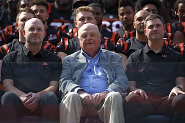 Who is Cincinnati Bengals owner Mike Brown & what’s his net worth?