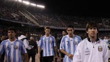 <b>COMPAÑEROS. </b>Di María y Messi son titulares con Argentina.