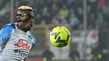 Napoli's Nigerian forward Victor Osimhen eyes the ball during the Italian Serie A football match between Empoli FC and SSC Napoli at the Stadio comunale Carlo Castellani stadium in Empoli on February 25, 2023. (Photo by Alberto PIZZOLI / AFP)