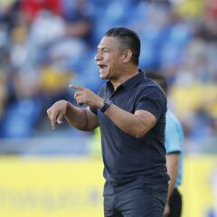 Ignacio Ambriz lamentó su primera derrota con el Huesca