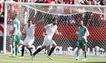 Coke anotó el segundo tanto del Sevilla.