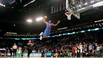 The East and the West will meet again at the NBA All-Star game for one more time. LeBron James and Giannis Antetokounmpo will lead the teams.