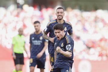 El lateral zurdo est¨¢ aprovechando esta recta final para reivindicarse. Exprime cada minuto con el objetivo de convencer a Ancelotti. Contra el Granada, cuaj¨® un partido redondo. Marc¨® su primer gol con el Madrid y, adem¨¢s, asisti¨® a G¨¹ler. No hubo quien parara al expreso de Bola?os de Calatrava.