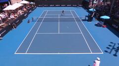 Garin retomó su mejor tenis en Australia y este punto lo demuestra: ¡todo Chile aplaude!