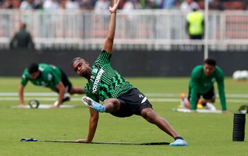 Fotos del entrenamiento de Nacional en el Atanasio Girardot acompañado de su afición.