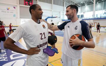 Tremmell Darden y Rudy Fernández, reencuentro de excompañeros.