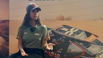 Cristina Gutiérrez durante un evento de Dacia para presentar el Dakar 2025.