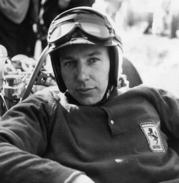 John Surtees es único piloto en ser campeón del mundo en Motociclismo y en Fórmula 1.