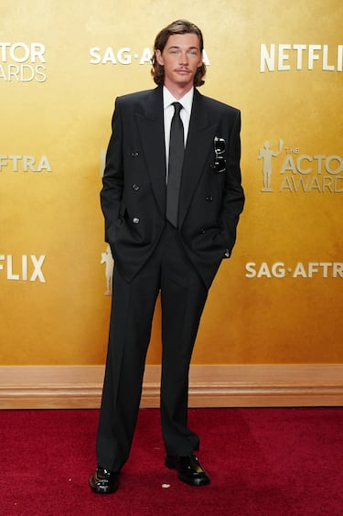 Jacob Lofland posa en la alfombra roja de los 'The Actor Awards' celebrados en el Shrine Auditorium and Expo Hall de Los Ángeles.





 
 





 
 