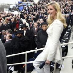Ivanka y Tiffany Trump lucen de blanco en la toma de posesión