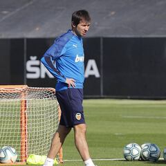 La plaga de lesiones deja a Celades sin medio equipo titular