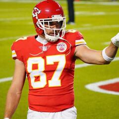 Which players of the Kansas City Chiefs are on the covid-19 list?