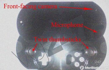 Una web muestra dos imágenes de una unidad de desarrollo PSP2