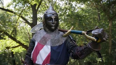 Crean la pala de Shovel Knight en una forja real