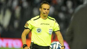 Árbitro argentino dirigirá duelo clave de Chile ante Ecuador