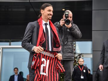 La presentación de Ibra con el Milan