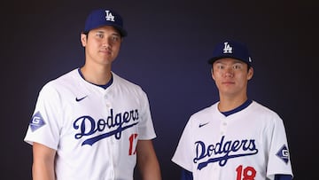 Dodgers’ Shohei Ohtani and fellow Japanese teammate Yoshinobu Yamamoto were filmed learning a few Spanish phrases from Teoscar Hernández