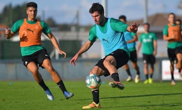 Maynau se vuelve a lesionar el da en el que regresa Jon Ander