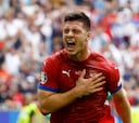 Jovic rescata a Serbia
