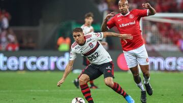 Gustavo Cu&eacute;llar durante el partido entre Inter y Flamengo por Copa Libertadores.