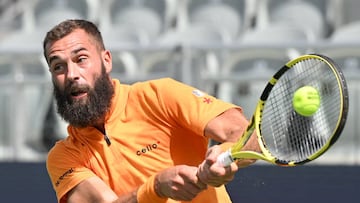 ATLANTA, GA - JULY 26: Benoit Paire of France hits a backhand against Jenson Brooksby during Day Two of the Atlanta Open at Atlantic Station on July 26, 2022 in Atlanta Georgia. (Photo by Adam Hagy/Getty Images)