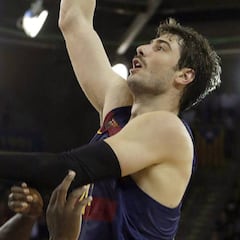 1x1 del Barcelona: Tomic se divierte y juega con el Madrid