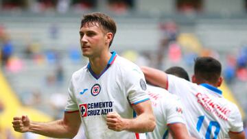 Feyenoord hizo propuesta a Cruz Azul por Santiago Giménez