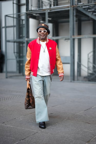 Spike Lee durante el desfile de Louis Vuitton Menswear Primavera/Verano 2026, en el marco de la Semana de la Moda de París, el 24 de junio de 2025 en París, Francia.