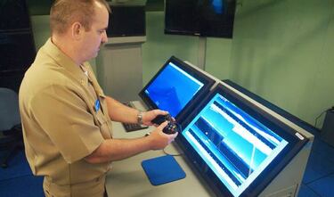Un submarino nuclear real controlado con un mando de Xbox, el USS Colorado