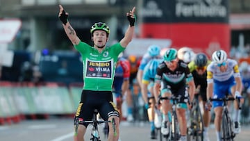 Primoz Roglic sum&oacute; en Suances su tercera victoria de etapa en la Vuelta a Espa&ntilde;a 2020.