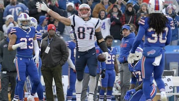 El tight end estelar de los Patriots podr&aacute; jugar en el Monday Night Football despu&eacute;s de quedar alejado de la acci&oacute;n en el encuentro frente a los Bears.