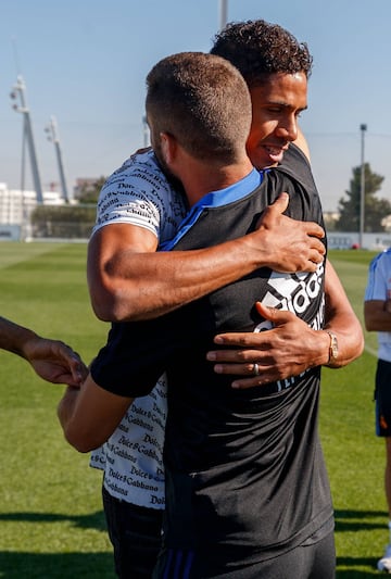 Raphael Varane y Dani Carvajal. 