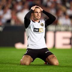 El fantasma del descenso merodea Mestalla: ¿el peor Valencia de la historia?