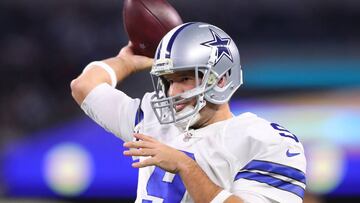 ARLINGTON, TX - DECEMBER 18: Tony Romo #9 of the Dallas Cowboys warms up on the field prior to the game against the Tampa Bay Buccaneers at AT&T Stadium on December 18, 2016 in Arlington, Texas. Tom Pennington/Getty Images/AFP
== FOR NEWSPAPERS, INTERNET, TELCOS & TELEVISION USE ONLY ==