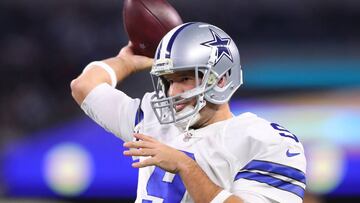 ARLINGTON, TX - DECEMBER 18: Tony Romo #9 of the Dallas Cowboys warms up on the field prior to the game against the Tampa Bay Buccaneers at AT&amp;T Stadium on December 18, 2016 in Arlington, Texas.   Tom Pennington/Getty Images/AFP
 == FOR NEWSPAPERS, INTERNET, TELCOS &amp; TELEVISION USE ONLY ==